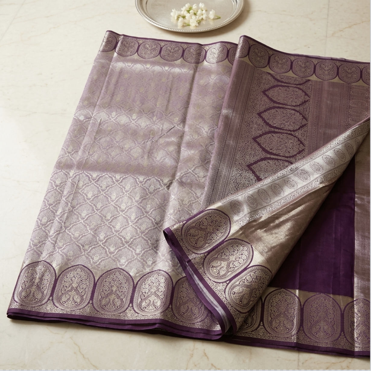 Premium Zari Saree loose end