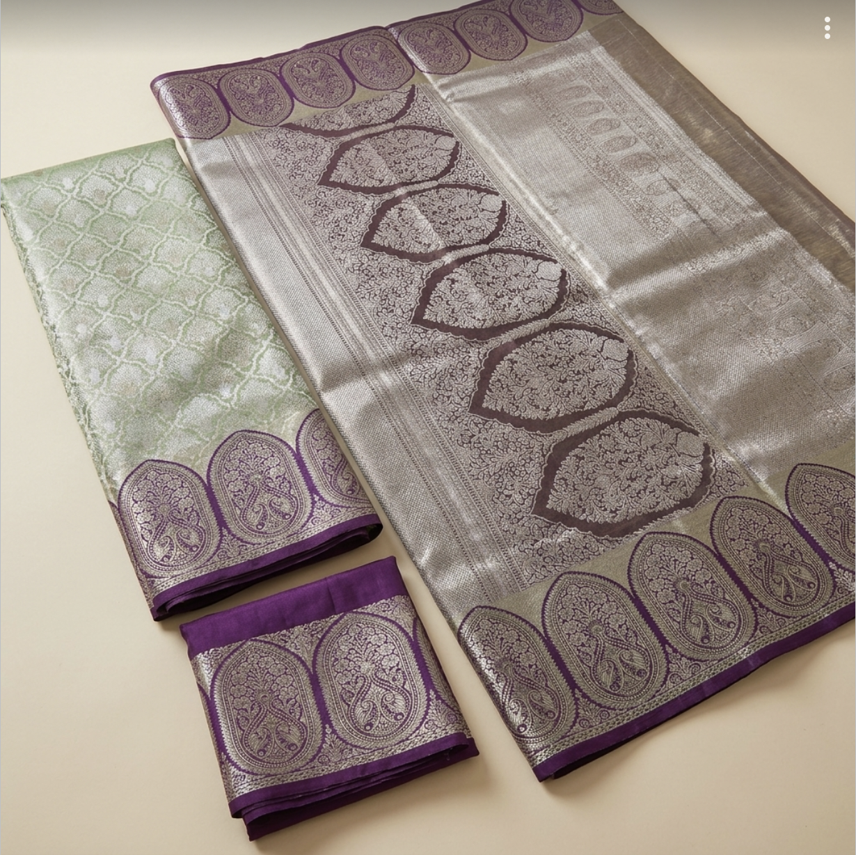 Premium Zari Saree loose end
