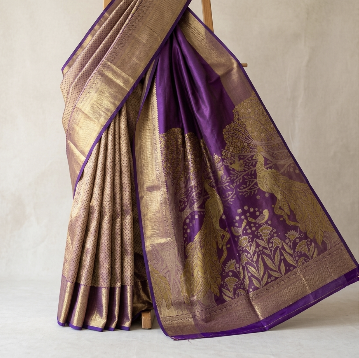 Premium Zari Saree loose end