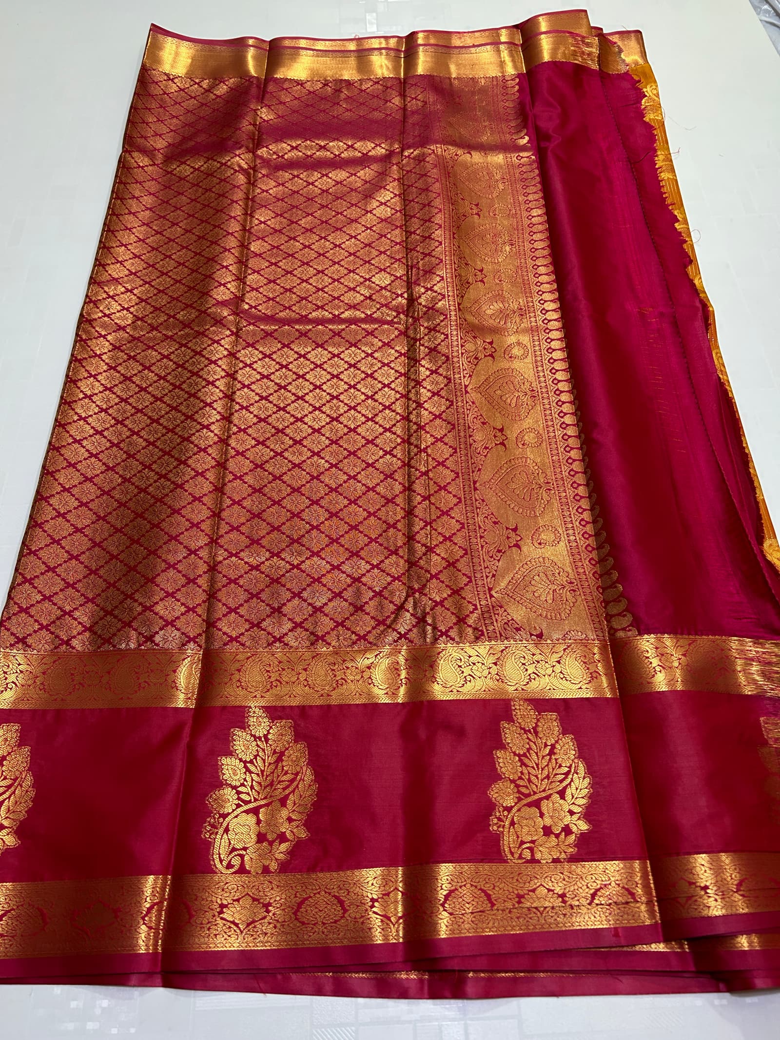 Premium Semi Silk Saree loose end