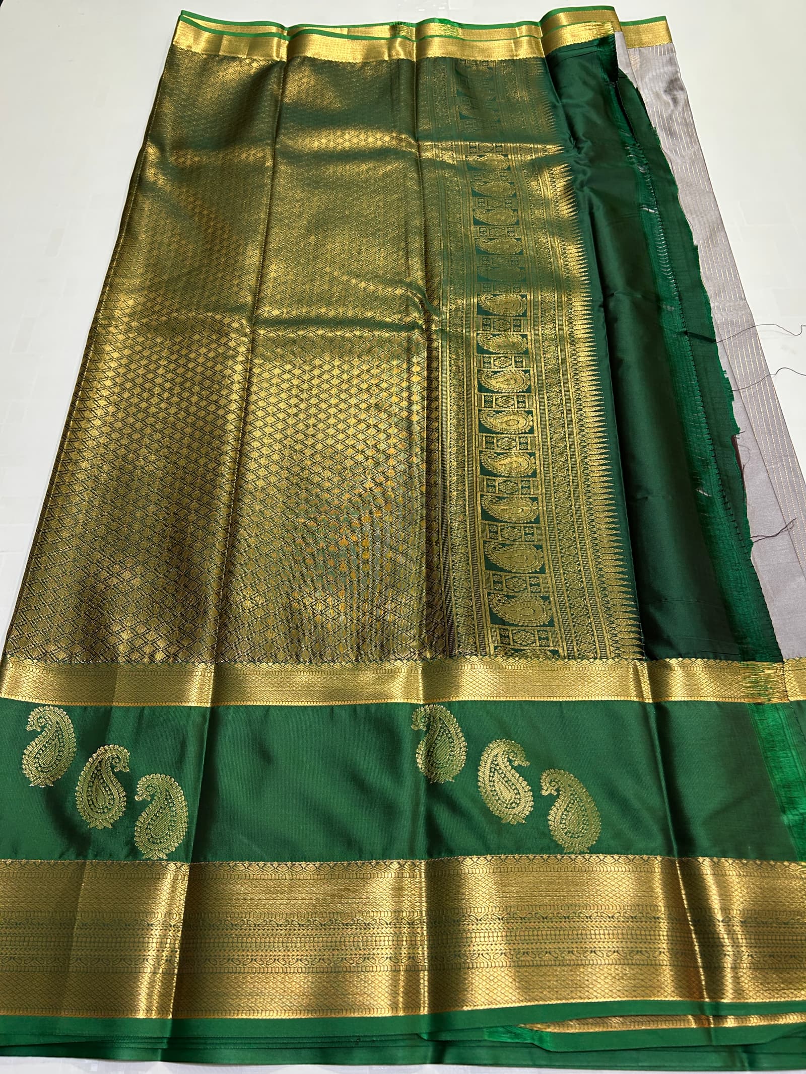Premium Semi Silk Saree loose end